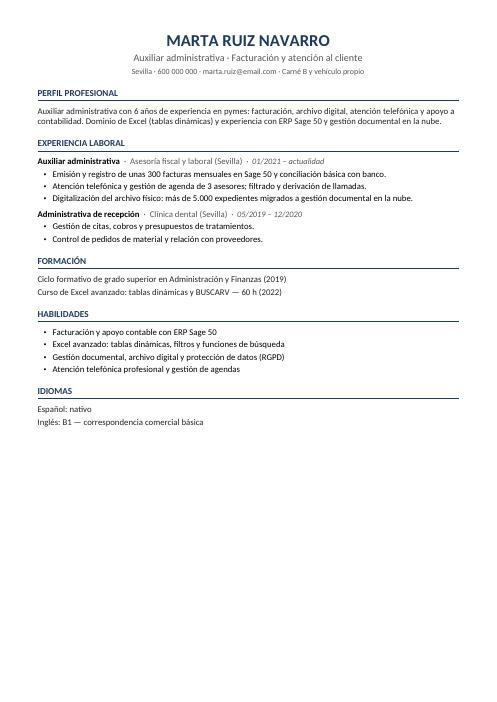 Vista previa de la plantilla de CV para administrativo en Word, con ejemplo de facturación y Excel